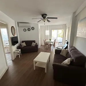 Precioso Apartamento Junto A Playa Y Con Piscina. Apartamento Málaga